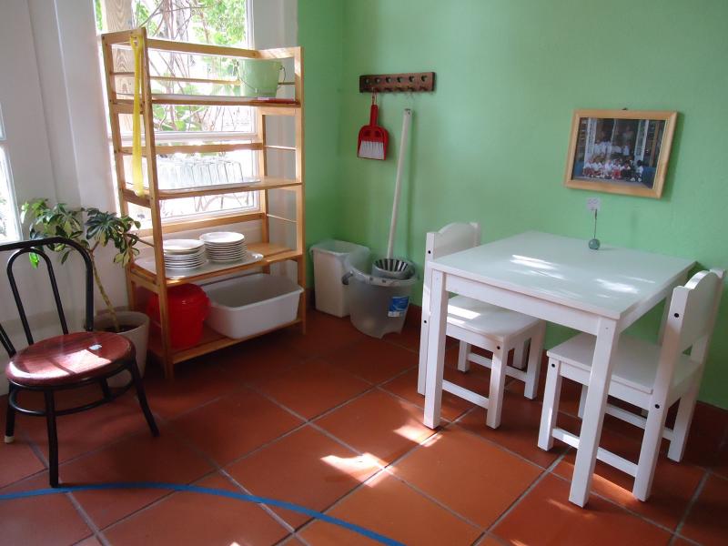 inside. 02 13 13snack table library 02 02lunch room